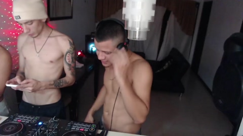 fratguysonline  08-09-2022